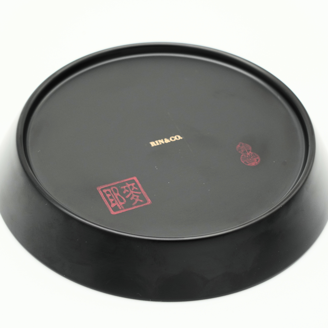 【2026年6月発売予定】 越前漆器プレート〈化け猫〉真塗り｜妖怪 × 伝統工芸│マット・マイヤー